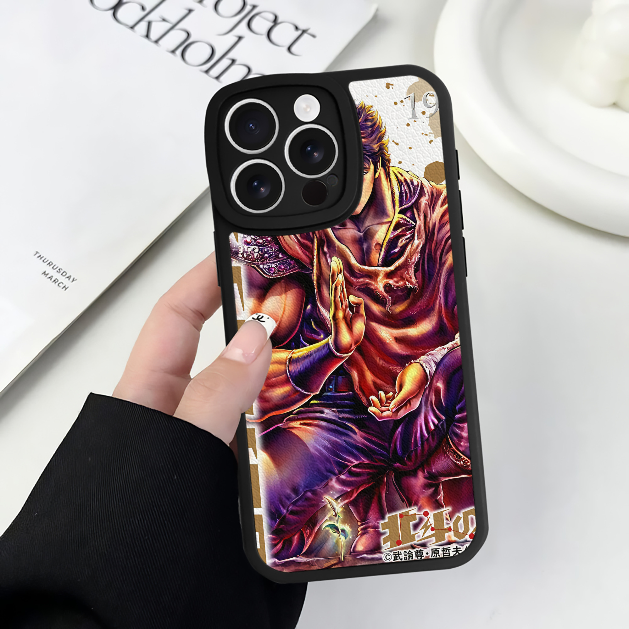 （画像用） 北斗の拳 Fist of the North Star 【iPhone 16シリーズ対応】シリコンスマホケース（レザー調） 材質：シリコン